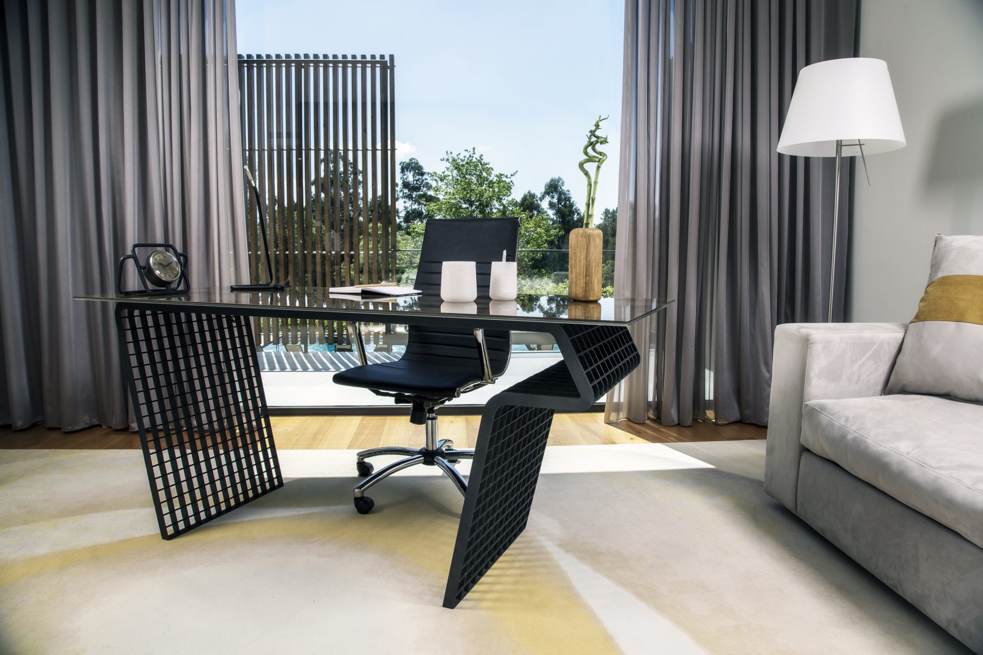 Porto-desk-4.jpg#asset:5100 Porto-desk-4.jpg#asset:5100